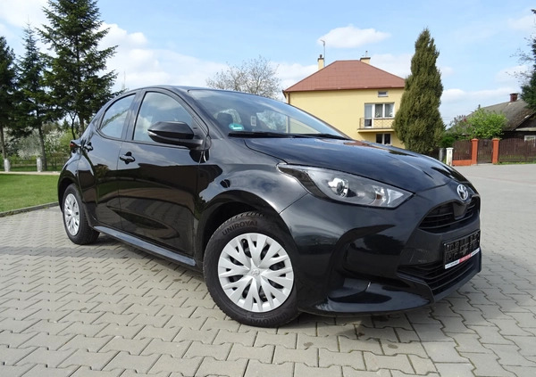 Toyota Yaris cena 64990 przebieg: 13555, rok produkcji 2022 z Piekary Śląskie małe 631